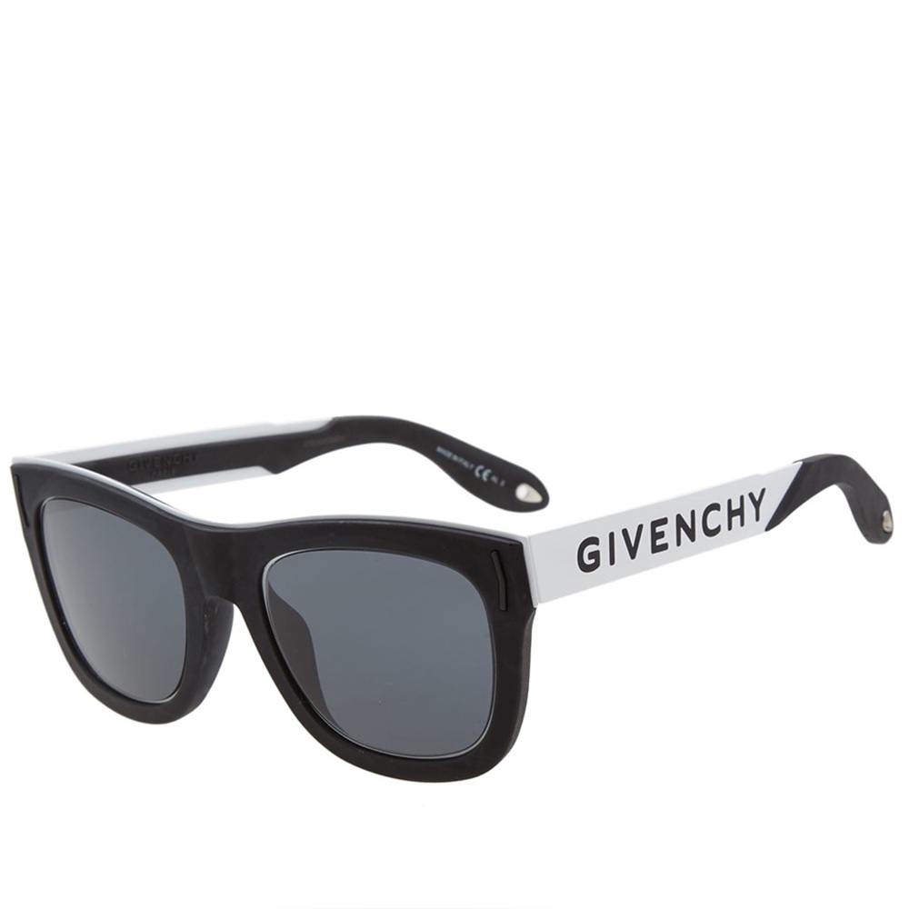 NWT Givenchy logo Black/white 52MM Square Sunglasses. One size. Comes with case.